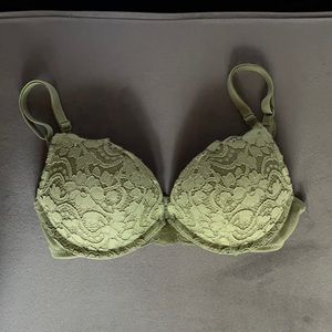 Lace Push Up Bra 32B Green Xhiliration